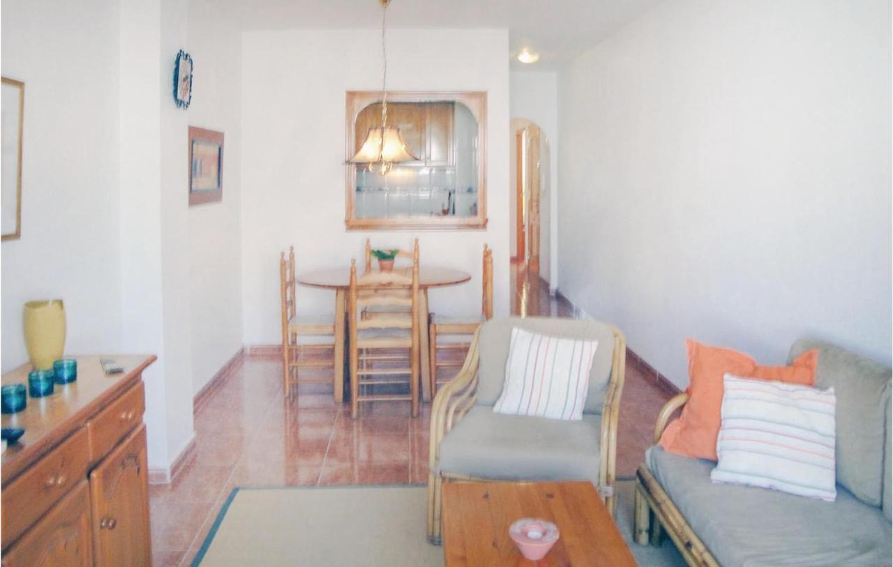 2 Bedroom Cozy Apartment In トレビエハ エクステリア 写真