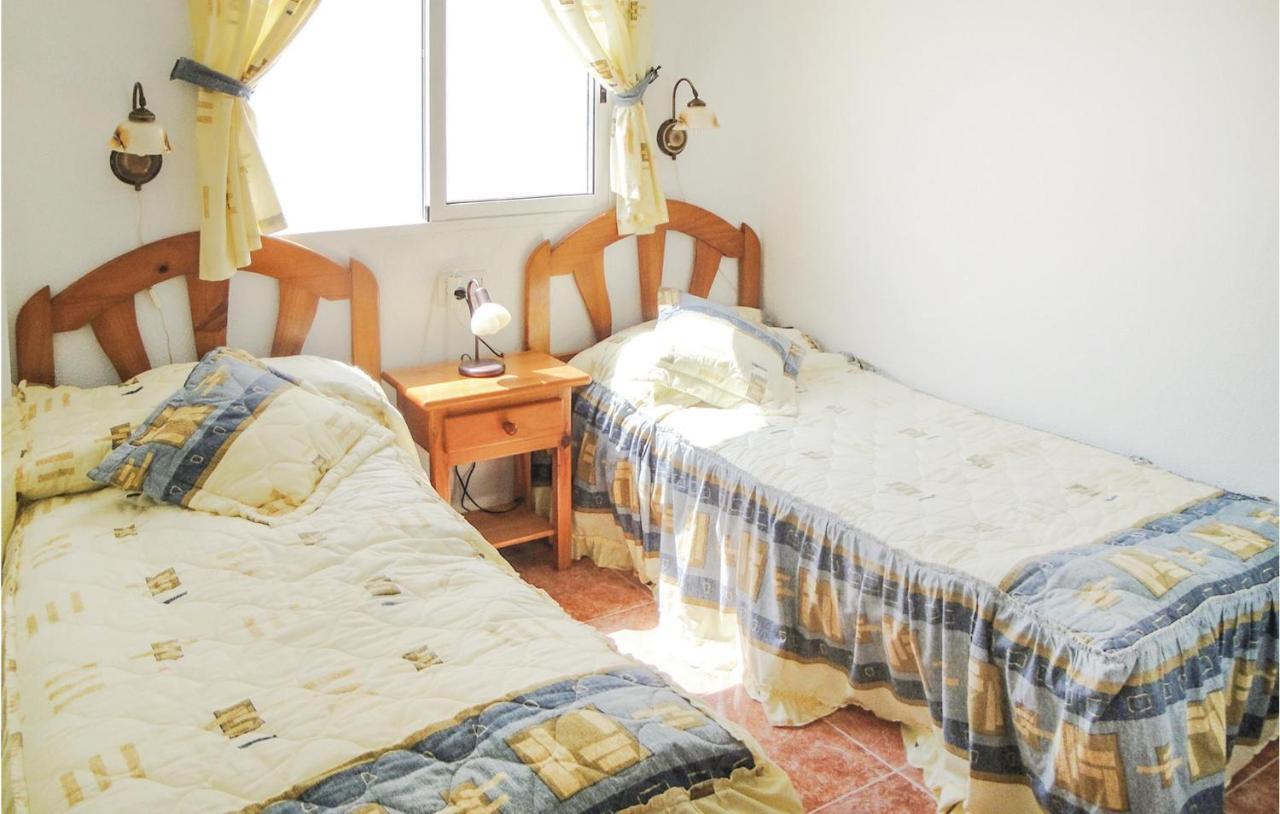 2 Bedroom Cozy Apartment In トレビエハ エクステリア 写真