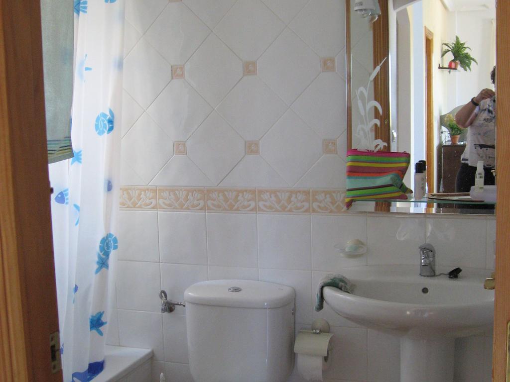 2 Bedroom Cozy Apartment In トレビエハ エクステリア 写真